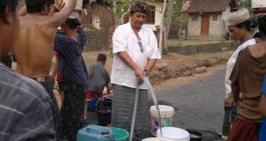 Kemarau Panjang, Desa Seraya Krisis Air Bersih